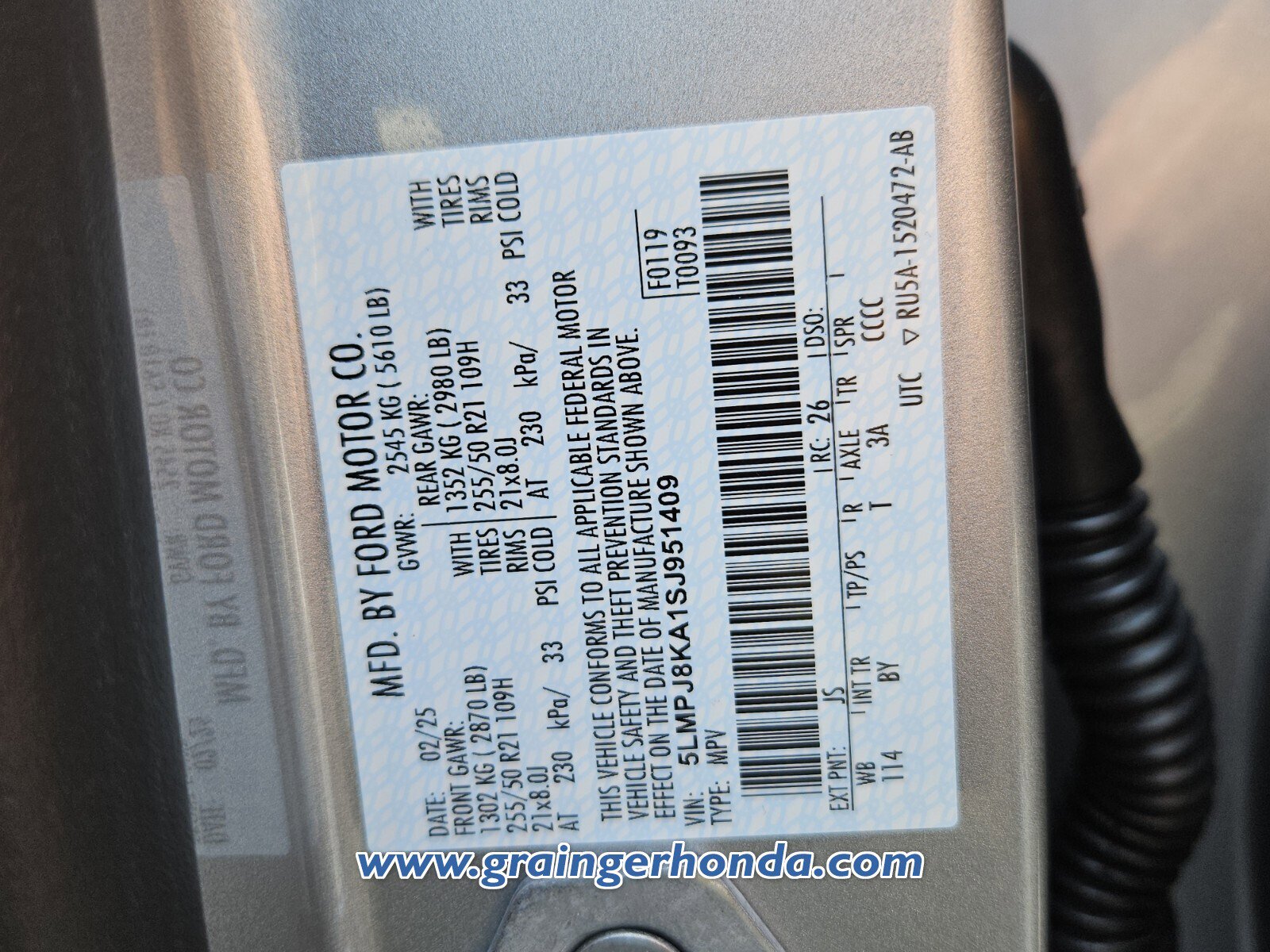 Used 2025 Lincoln Nautilus Reserve AWD/4WD image 14