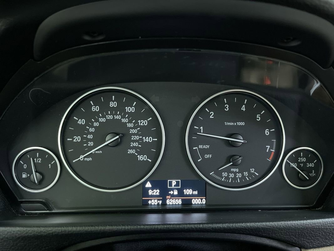 Used 2014 BMW 320i xDrive Sedan image 19