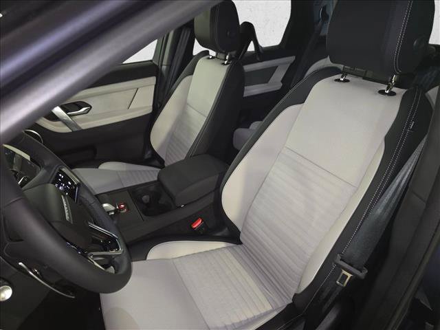 New 2026 Land Rover Discovery Sport Landmark AWD/4WD image 15