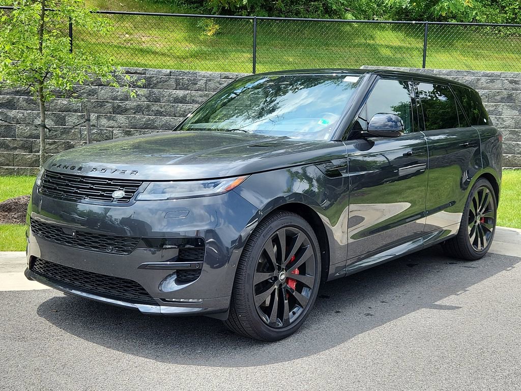New 2025 Land Rover Range Rover Sport Dynamic SE