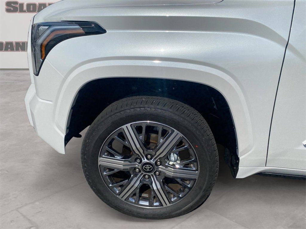 Used 2025 Toyota Tundra Capstone AWD/4WD image 14