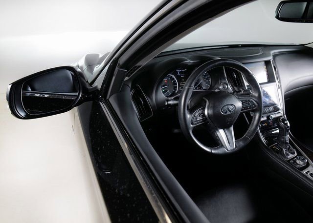 Used 2018 INFINITI Q50 Luxe w/ Essential Package (2.0T Luxe) image 23