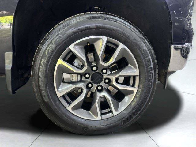 Used 2024 Chevrolet Silverado 1500 LT AWD/4WD image 53