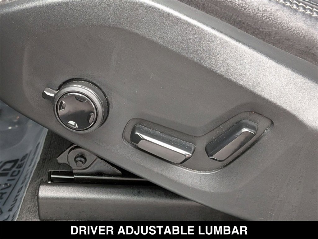 Used 2024 Volvo XC90 B6 Ultimate w/ Lounge Package image 10
