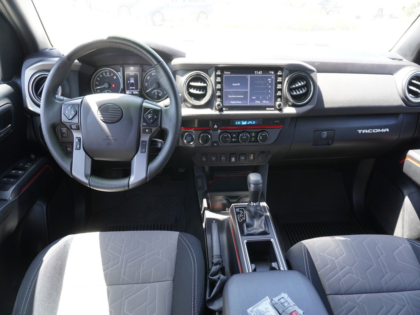 Used 2022 Toyota Tacoma TRD Off-Road w/ Technology Package AWD/4WD image 2