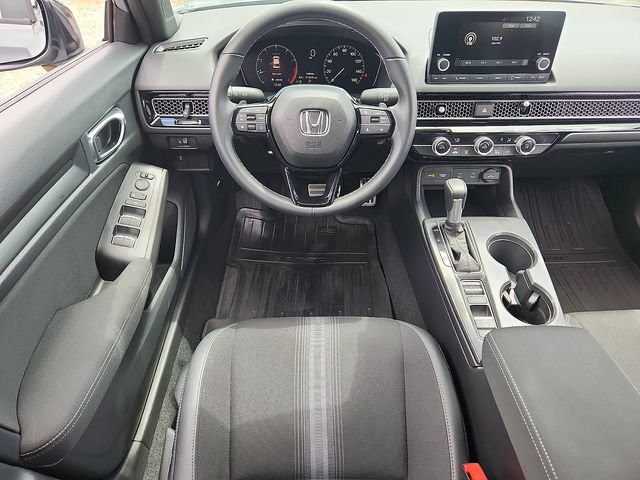 Used 2025 Honda Civic Sport image 10