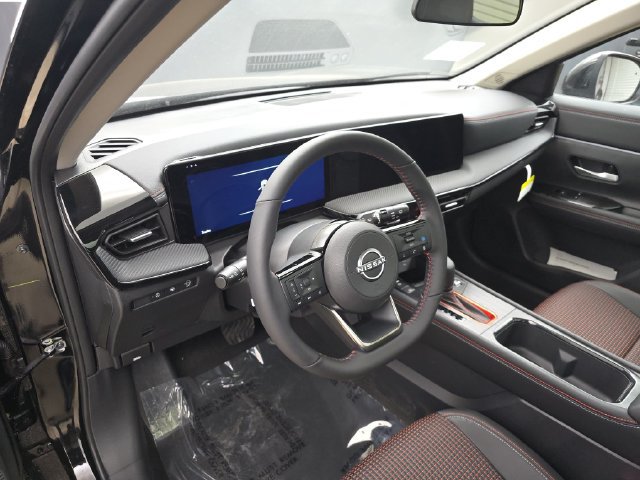 New 2027 Nissan Kicks SR w/ SR Premium Package FWD image 24