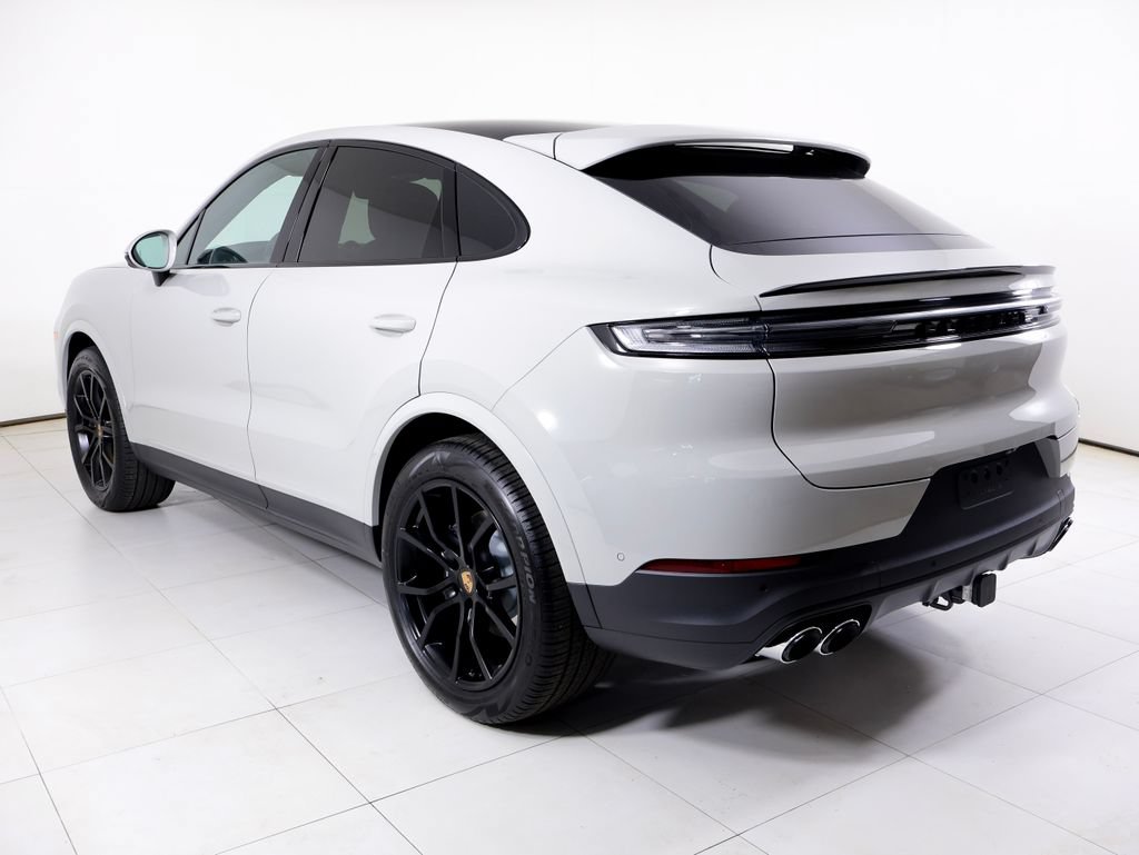 New 2026 Porsche Cayenne Coupe AWD/4WD image 3