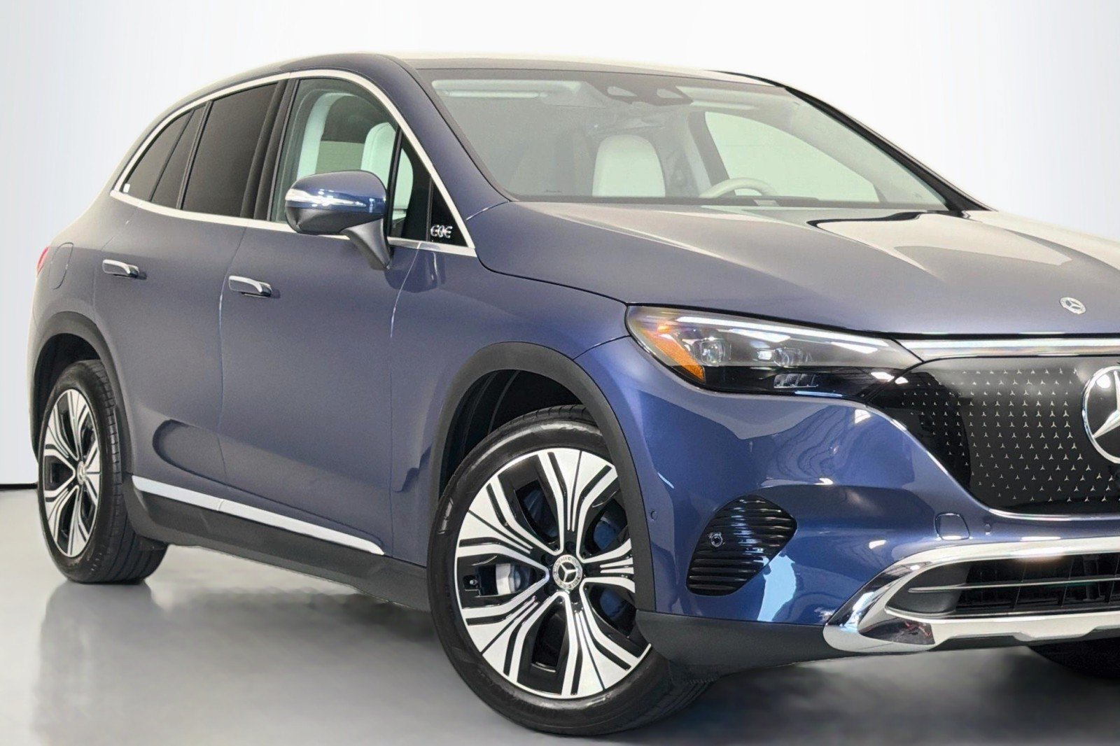 Certified 2023 Mercedes-Benz EQE 350+ SUV image 13