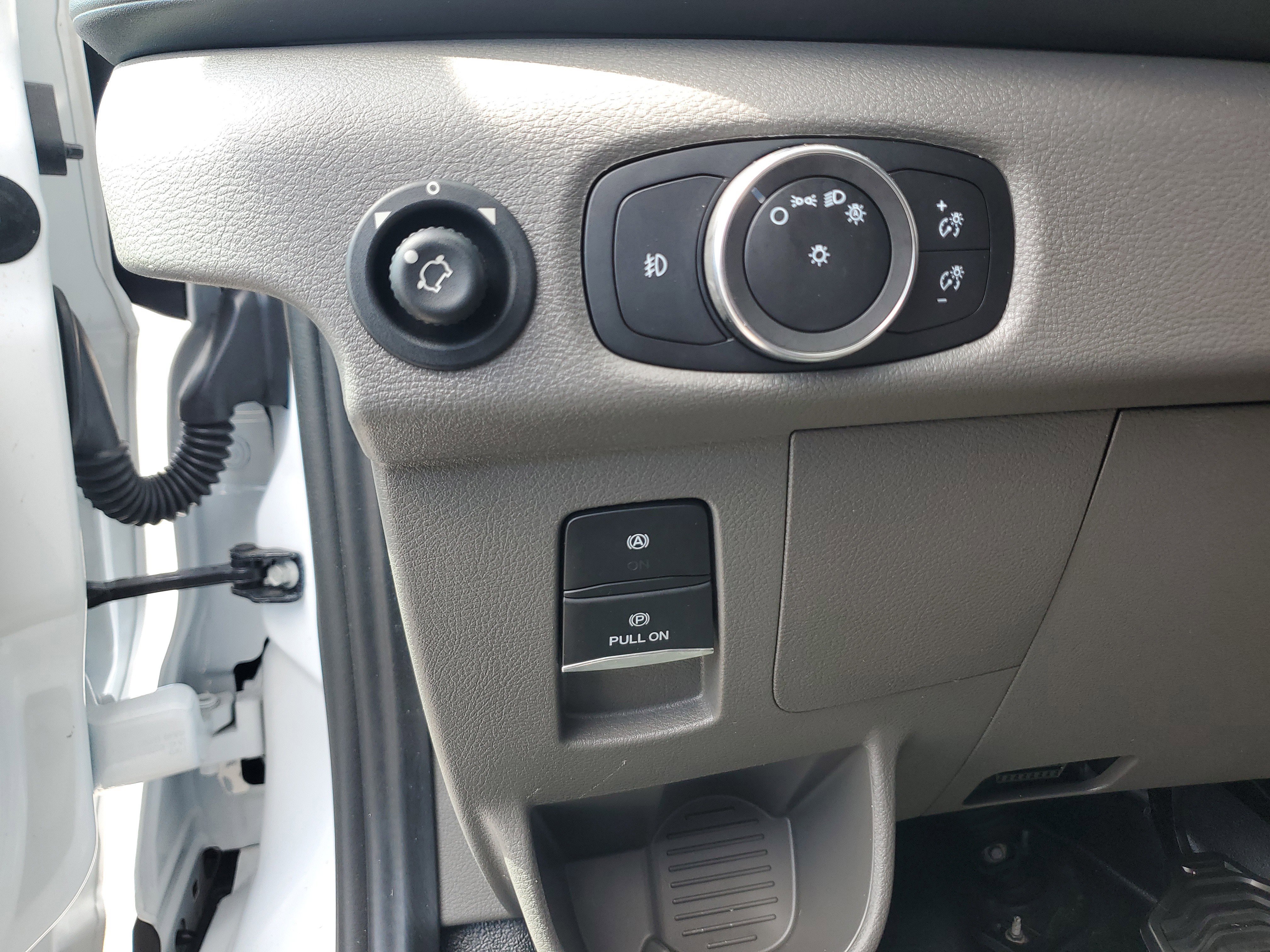 Used 2024 Ford Transit 250 Low Roof w/ Exterior Upgrade Package image 24