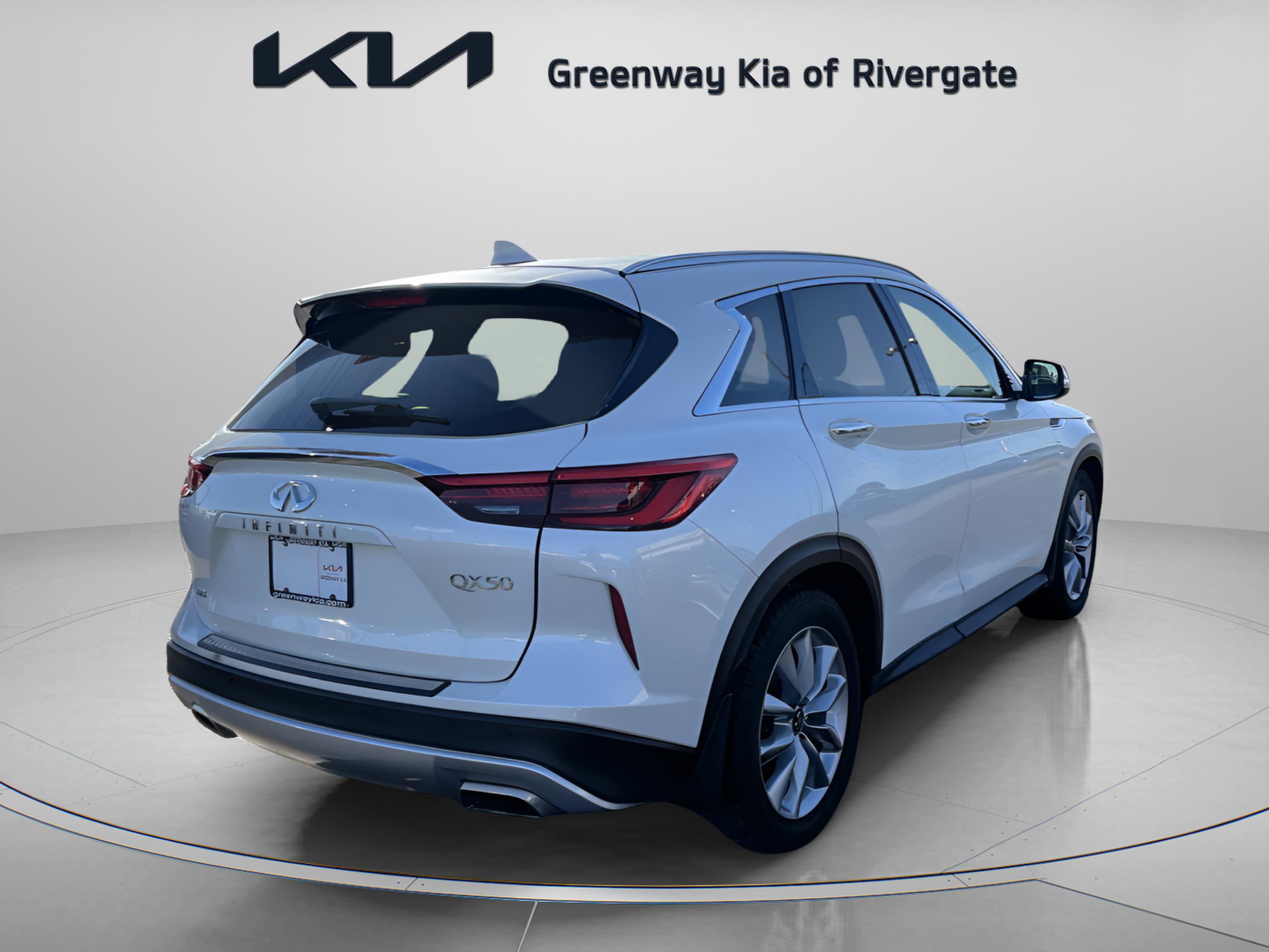 Used 2021 INFINITI QX50 Essential w/ Cargo Package image 7