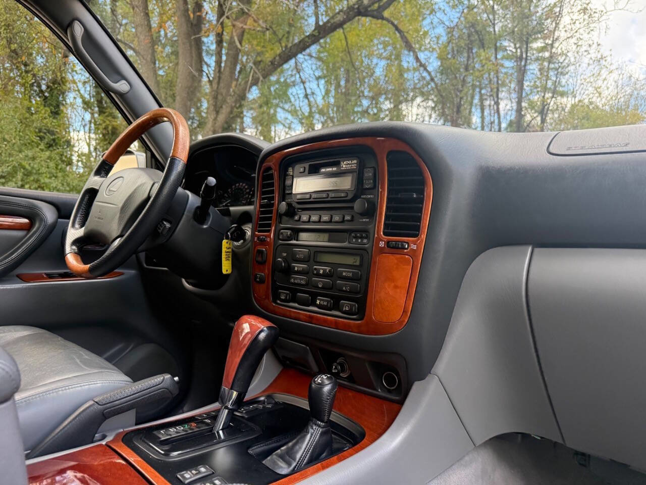 Used 2000 Lexus LX 470 4WD image 65