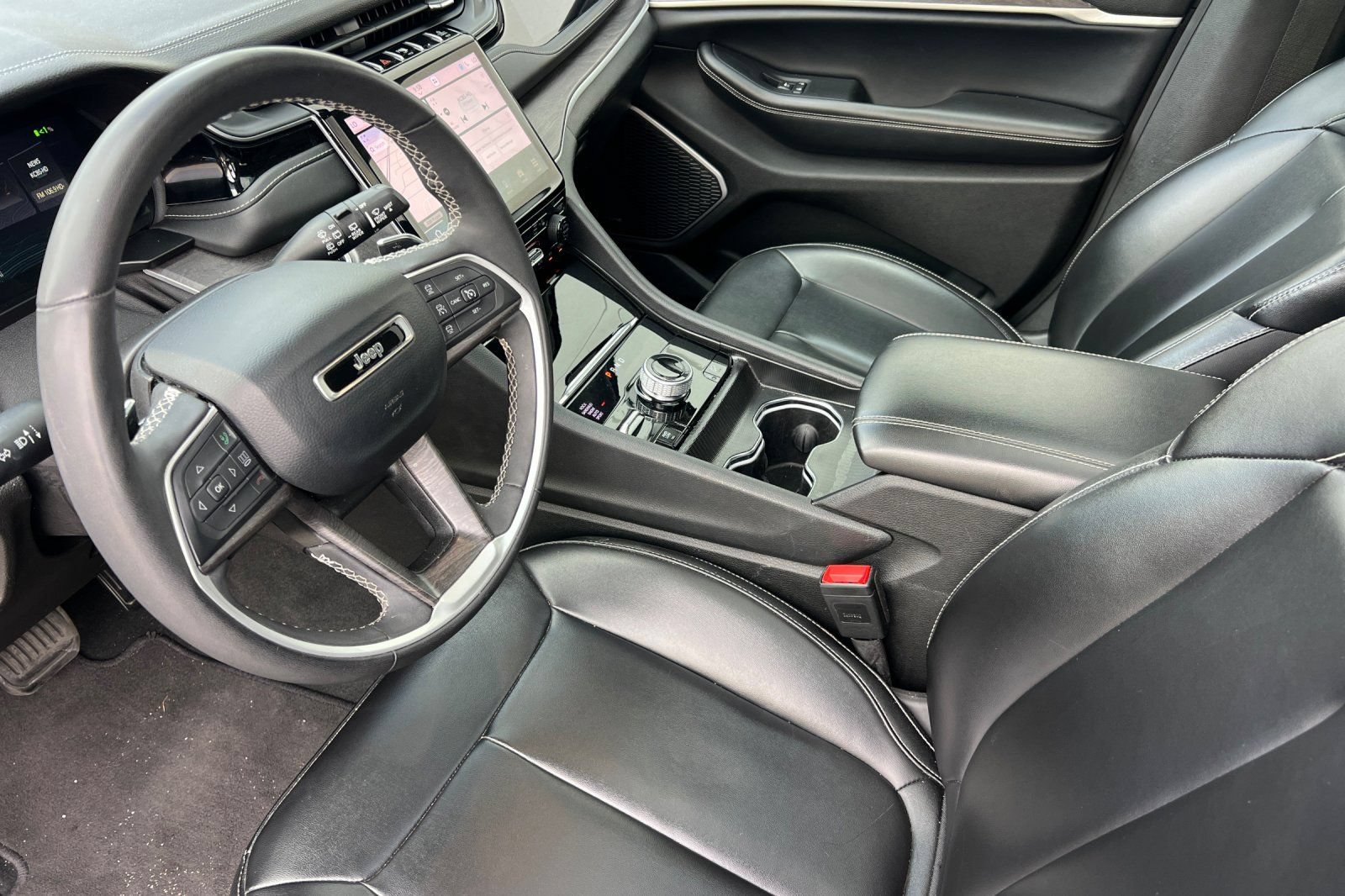 Used 2024 Jeep Grand Cherokee Limited 4xe AWD/4WD image 10