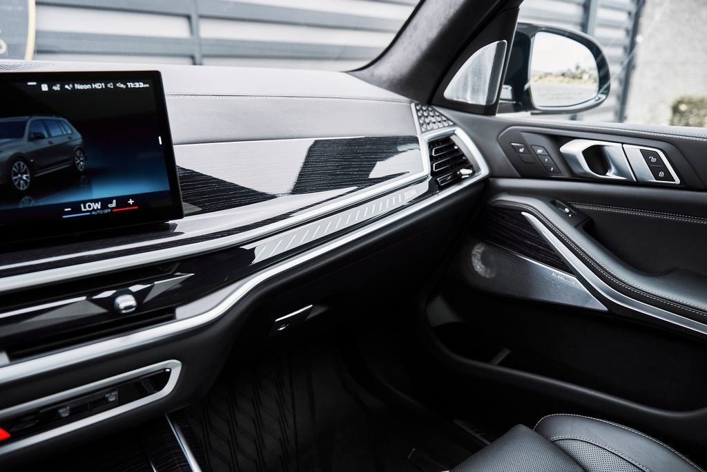 Used 2026 BMW X7 M60i image 84