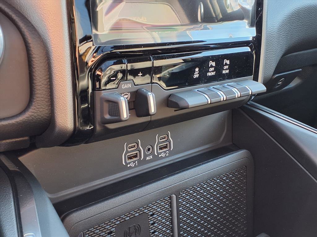 New 2026 RAM 1500 Laramie w/ Night Edition AWD/4WD image 17