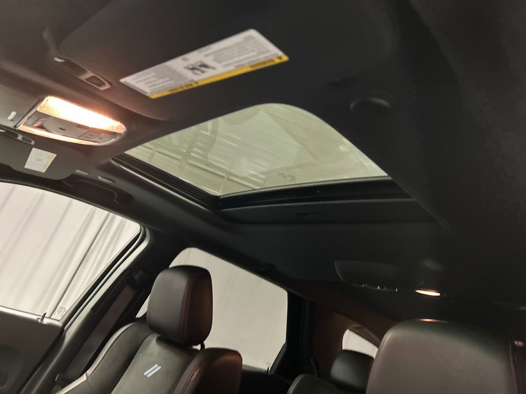 Used 2024 Dodge Durango R/T w/ Tow 'N Go Package image 23