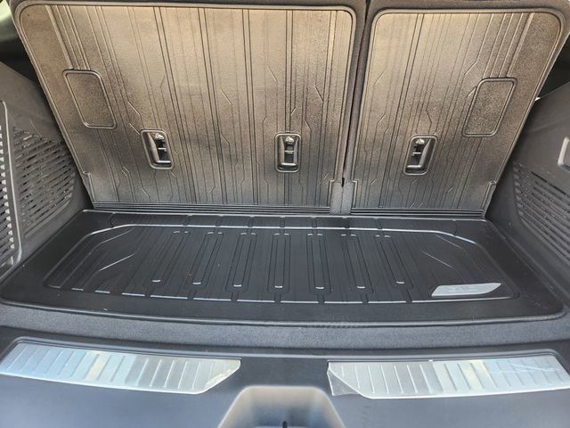 Used 2025 GMC Yukon Denali w/ Sun & Power Step Package AWD/4WD image 33