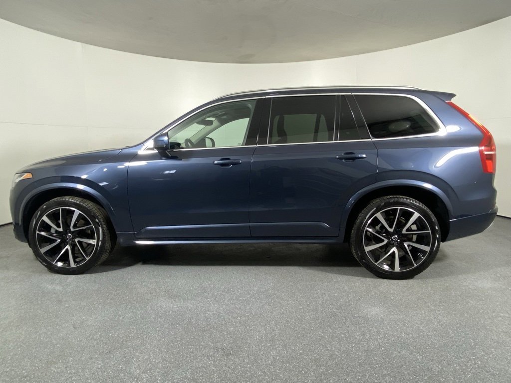 Used 2022 Volvo XC90 T6 Momentum w/ Advanced Package image 8