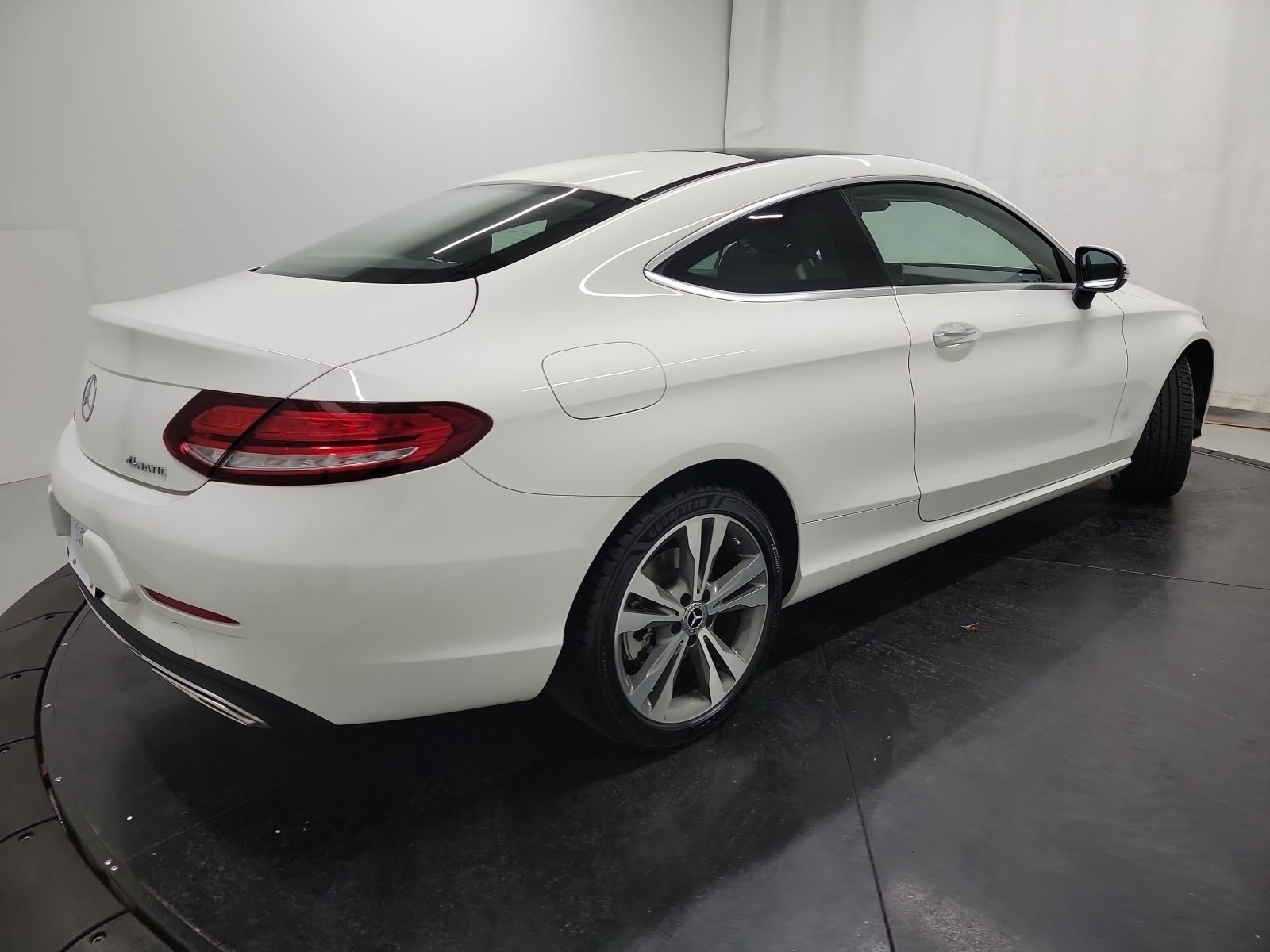 Used 2022 Mercedes-Benz C 300 4MATIC Coupe image 9