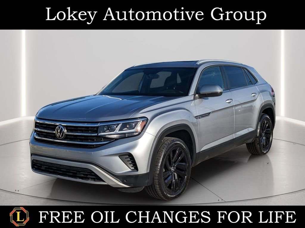 Used 2022 Volkswagen Atlas Cross Sport SE w/ Panoramic Sunroof Package