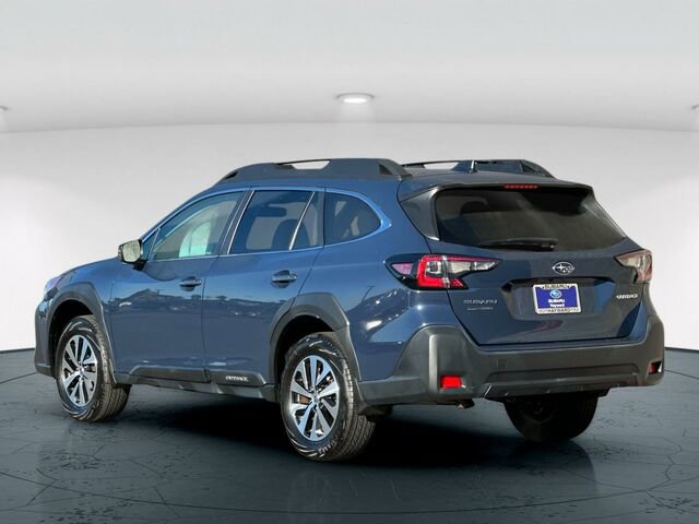 Certified 2024 Subaru Outback Premium image 4