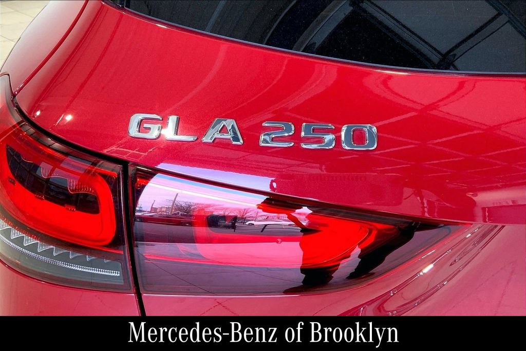 Certified 2023 Mercedes-Benz GLA 250 4MATIC image 12