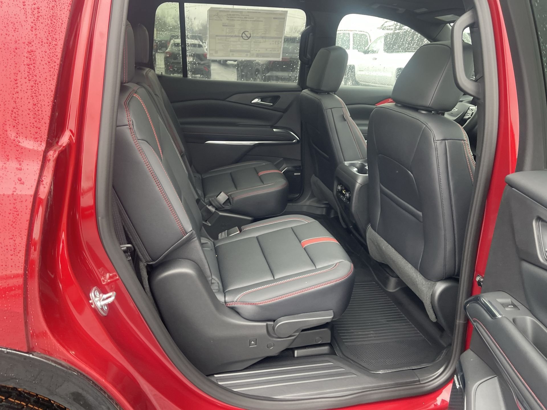 New 2026 Chevrolet Traverse RS w/ LPO, Floor Liner Package AWD/4WD image 64