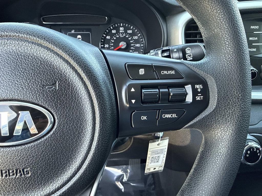 Used 2017 Kia Sorento L FWD image 32