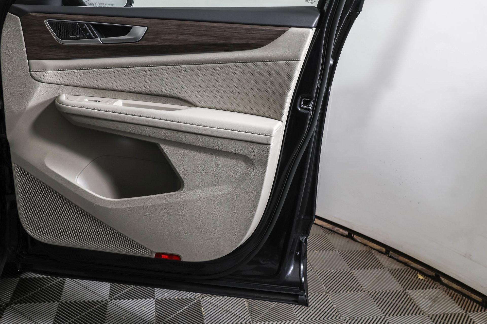 New 2026 Volkswagen Atlas SEL Premium R-Line image 48