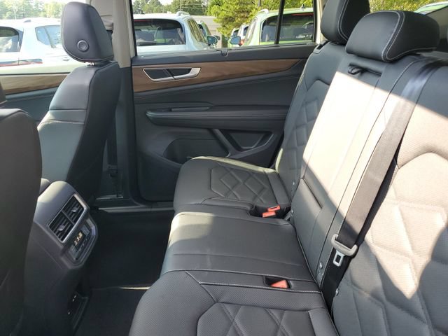New 2026 Volkswagen Atlas SE FWD image 11