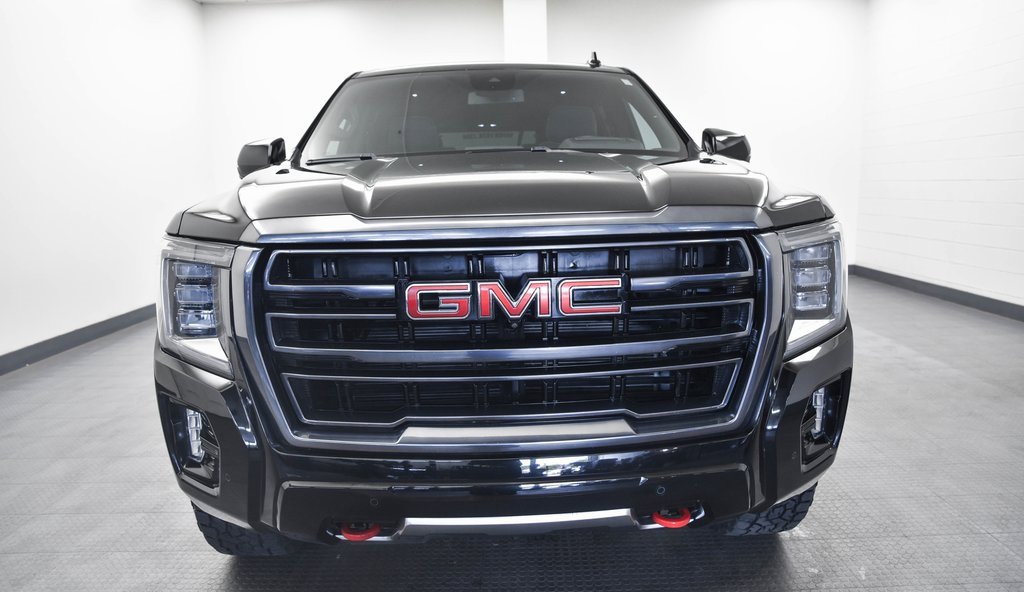 Used 2023 GMC Yukon XL AT4 image 2