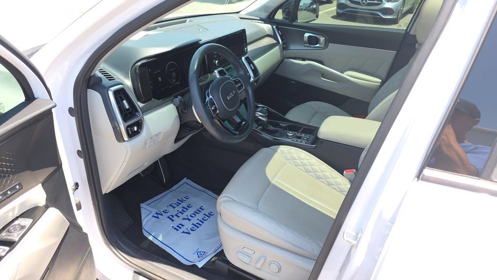Used 2022 Kia Sorento SX FWD image 21