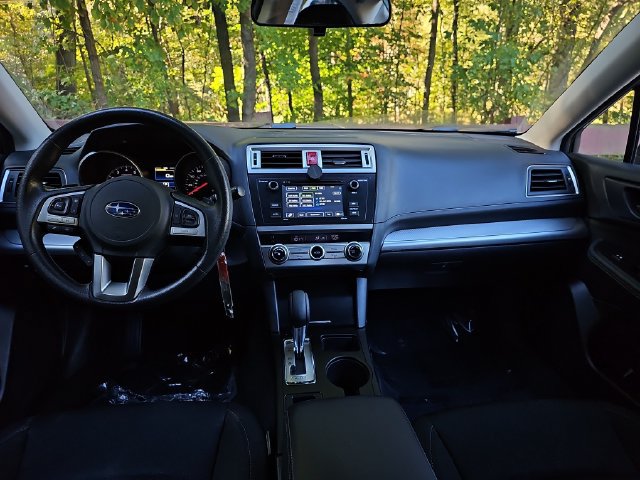 Used 2017 Subaru Legacy 2.5i AWD/4WD image 18