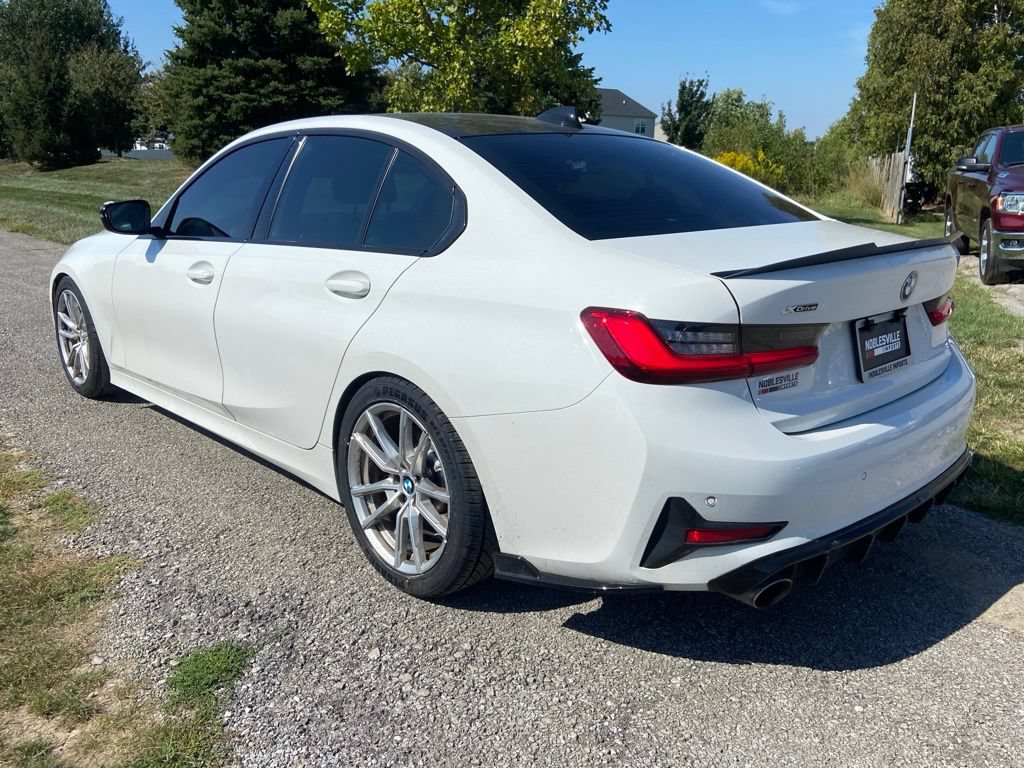 Used 2021 BMW 330i xDrive Sedan w/ Premium Package AWD/4WD image 3