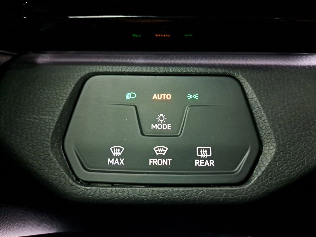New 2026 Volkswagen ID.4 Pro AWD/4WD image 25