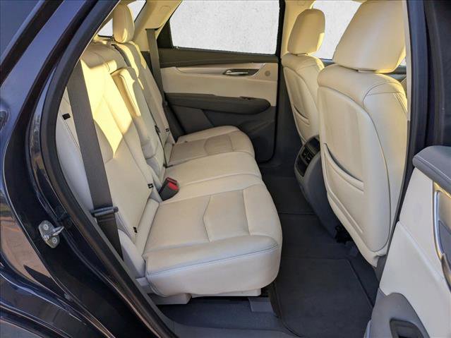 Used 2018 Cadillac XT5 Luxury w/ Driver Awareness Package image 17