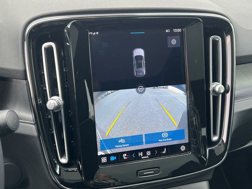 Certified 2023 Volvo C40 P8 Recharge Ultimate image 30