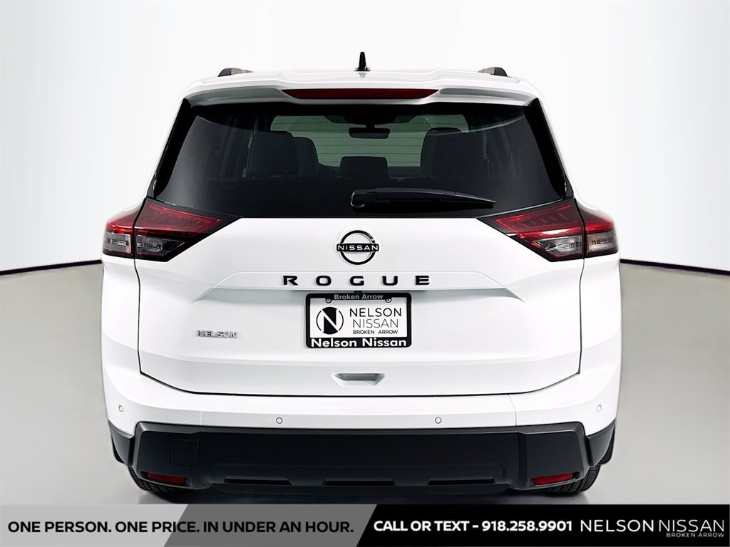 New 2026 Nissan Rogue Dark Armor FWD image 6