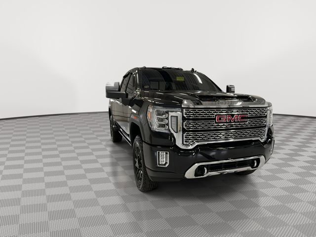 Certified 2023 GMC Sierra 3500 Denali w/ Denali Black Diamond Edition AWD/4WD image 2