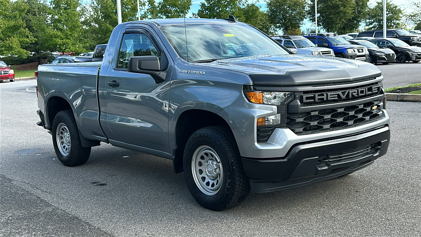 Used 2026 Chevrolet Silverado 1500 W/T w/ Trailering Package AWD/4WD image 2