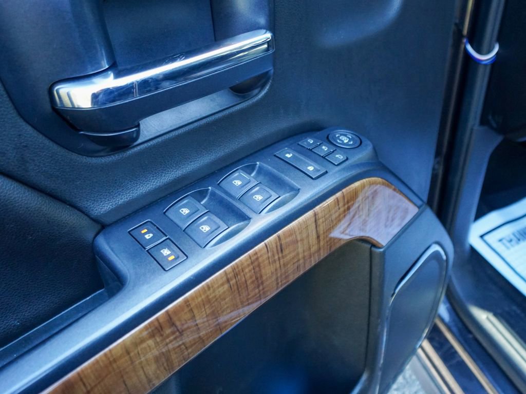 Used 2014 GMC Sierra 1500 SLT w/ SLT Preferred Package image 17