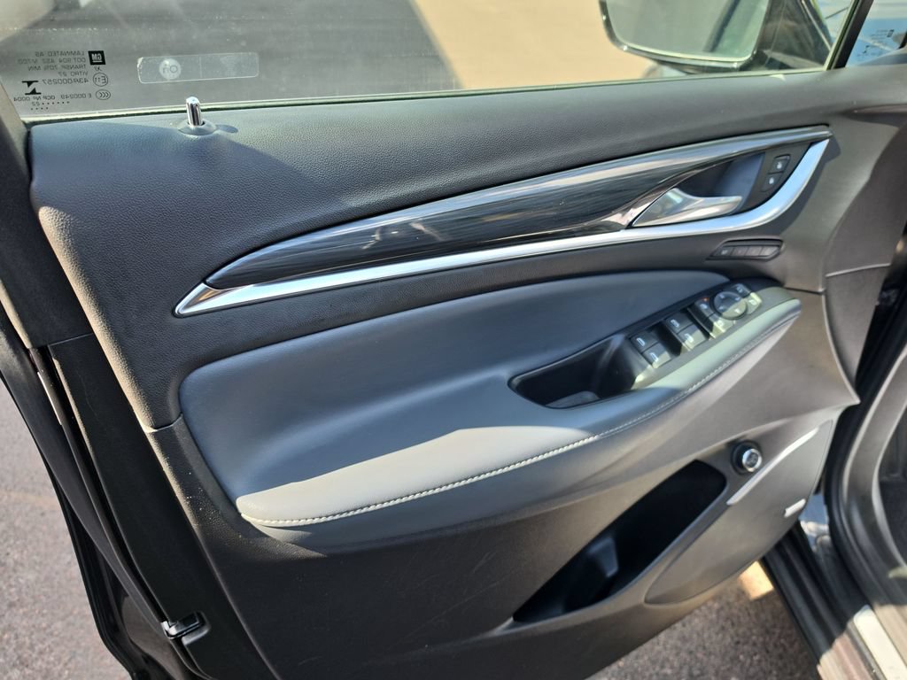 Used 2022 Buick Enclave Premium AWD/4WD image 10