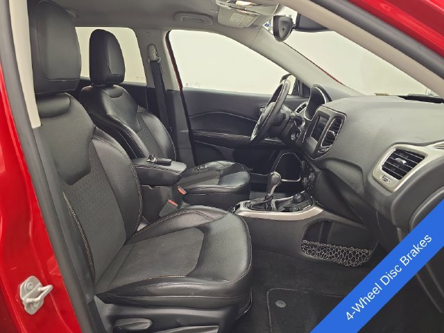 Used 2018 Jeep Compass Latitude w/ Popular Equipment Group AWD/4WD image 10