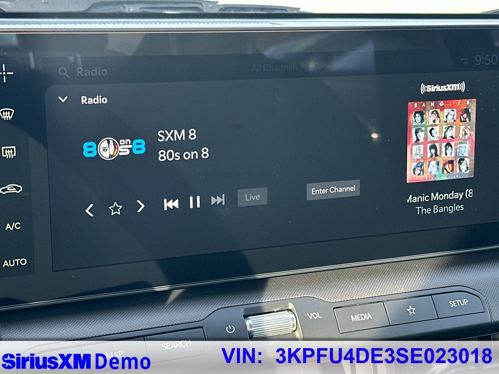 Used 2025 Kia K4 EX FWD image 27