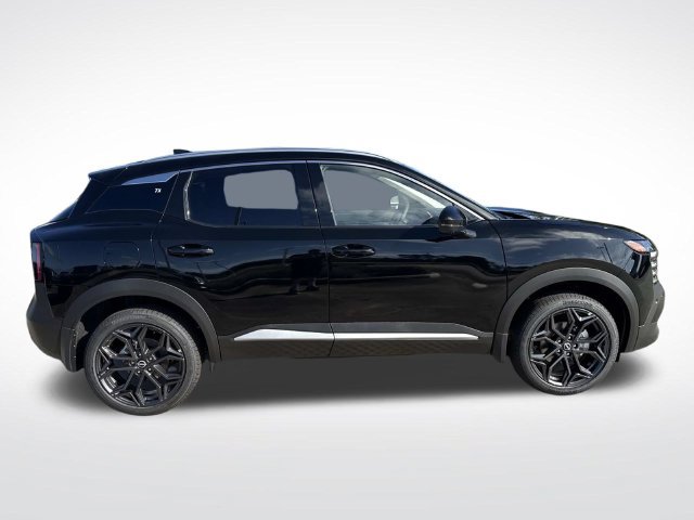 New 2027 Nissan Kicks SR FWD image 10