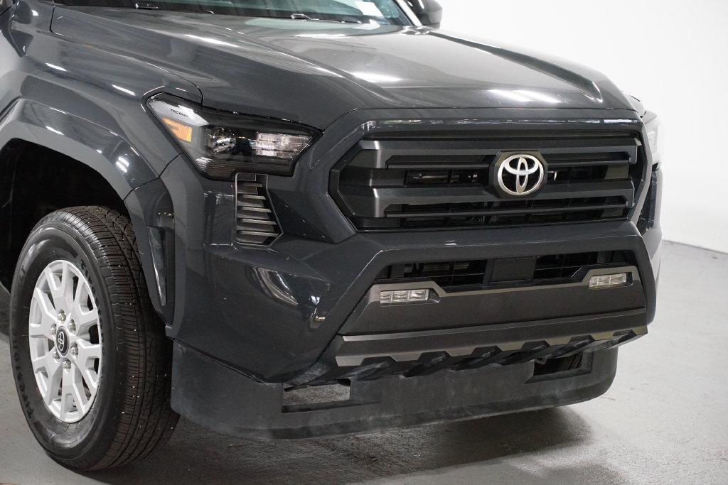 Certified 2026 Toyota Tacoma SR5 RWD image 4
