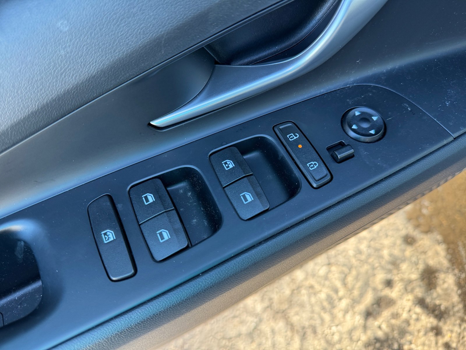 New 2025 Hyundai Elantra SEL image 20