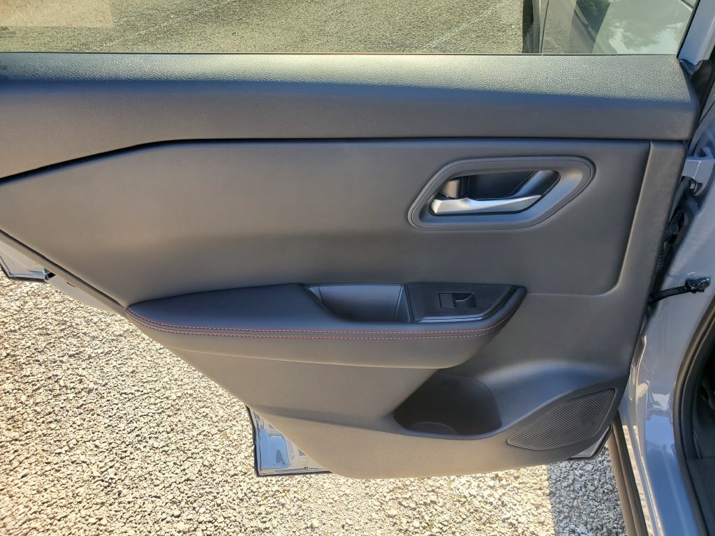 New 2026 Nissan Rogue SV AWD/4WD image 10