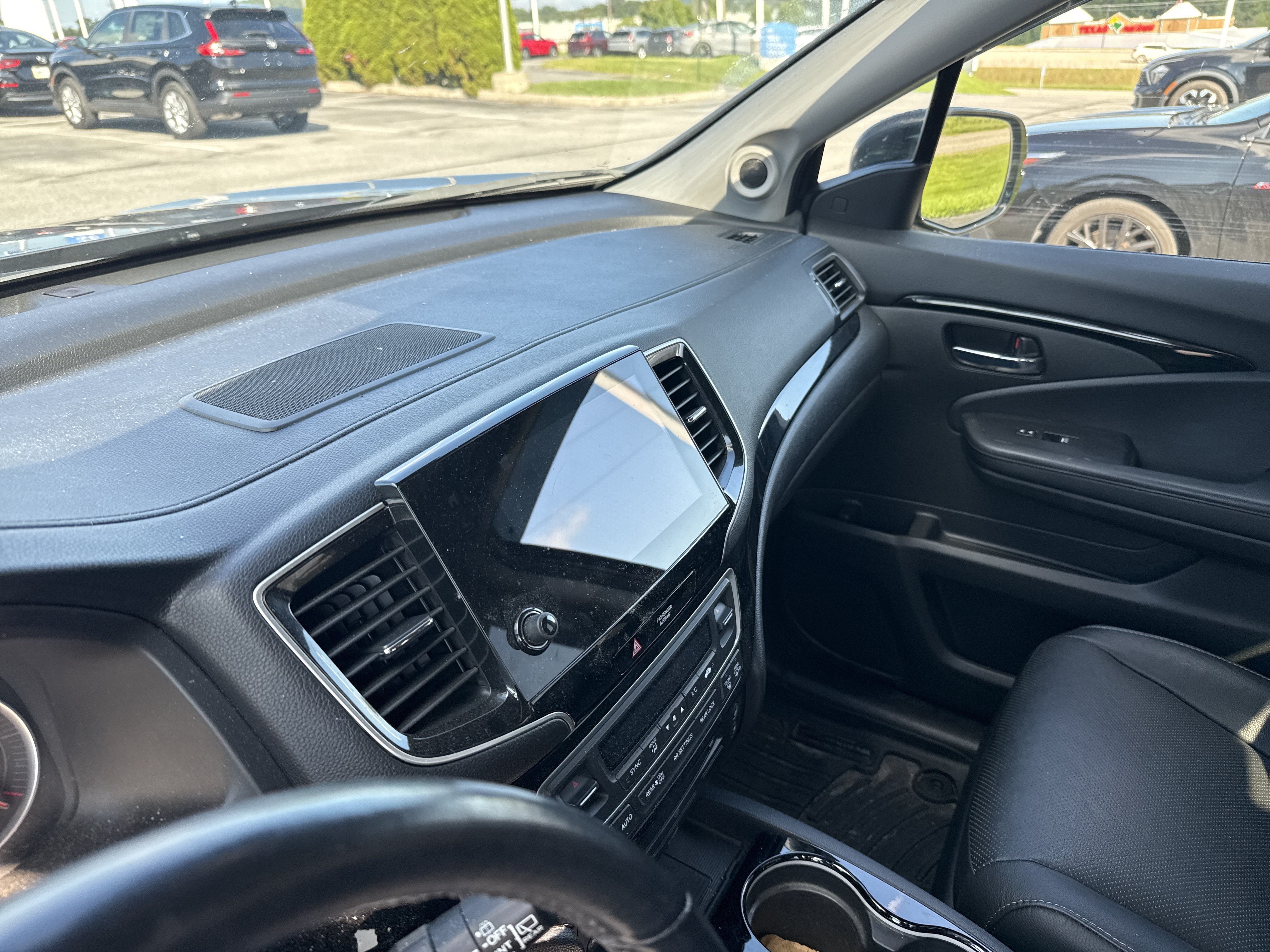 Used 2019 Honda Pilot Elite image 14