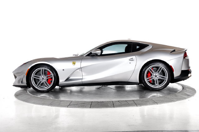 Certified 2020 Ferrari 812 Superfast RWD image 3